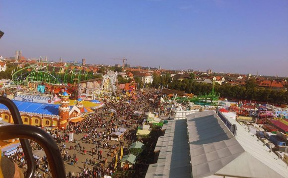 Oktoberfest Dates