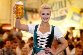 Oktoberfest Beer Festival at Zurich Hauptbahnhof - Züri-Wiesn