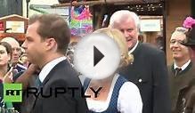 Germany: Munich cracks open first keg of Oktoberfest 2014