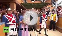 Germany: Munich mayor opens first keg of Oktoberfest 2015